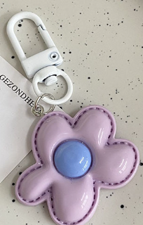 Colorful Flower Keychain - Cute Accessory for Friends