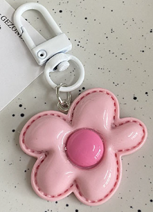 Colorful Flower Keychain - Cute Accessory for Friends